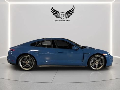 Used 2021 Porsche Taycan Turbo S AWD/4WD image 35