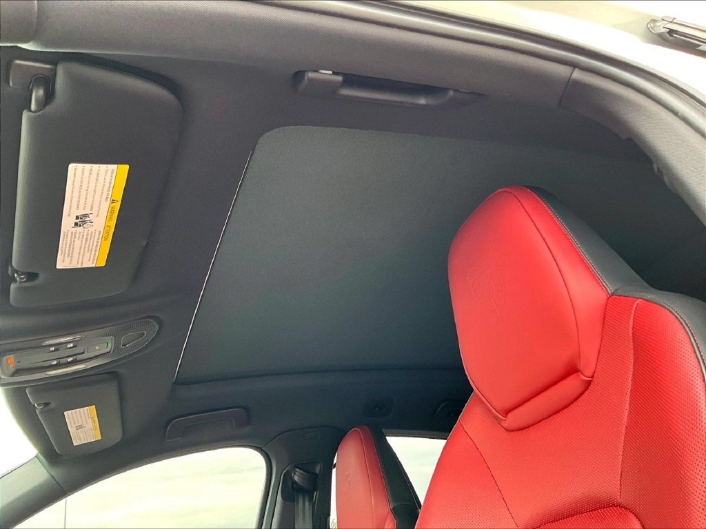 Certified 2025 Porsche Cayenne S AWD/4WD image 18