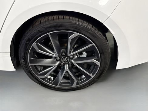 Used 2020 Toyota Corolla SE FWD image 36