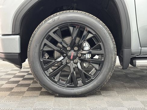 New 2026 GMC Sierra 1500 Denali AWD/4WD image 17