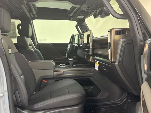 New 2025 GMC Hummer EV 2X AWD/4WD image 37