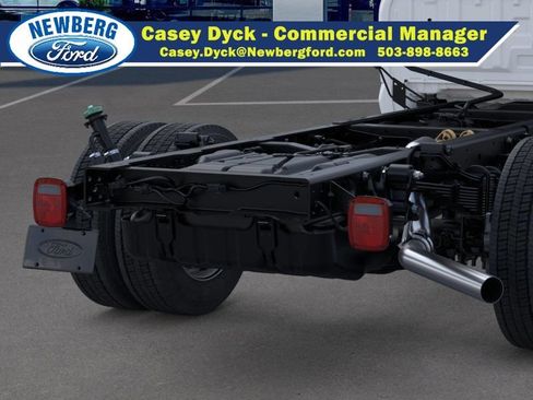 New 2026 Ford F550 4x4 Crew Cab image 21