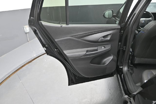 New 2026 Buick Envista Sport Touring w/ Convenience I Package FWD image 16