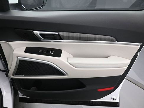 Used 2023 Kia Telluride EX image 41