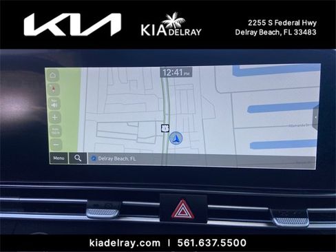 Used 2025 Hyundai Elantra SEL image 19