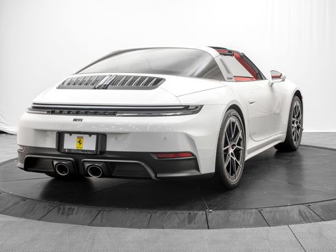 Certified 2026 Porsche 911 Targa 4 GTS AWD/4WD image 7