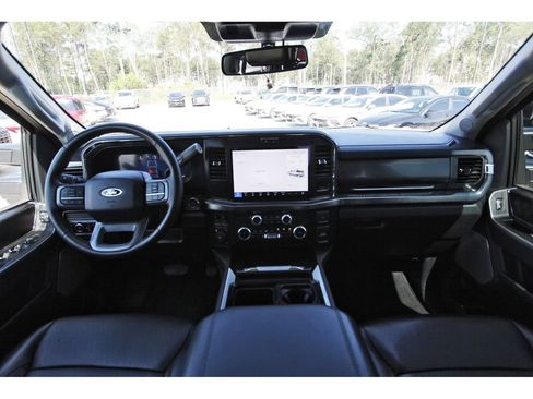Used 2025 Ford F350 Lariat AWD/4WD image 12