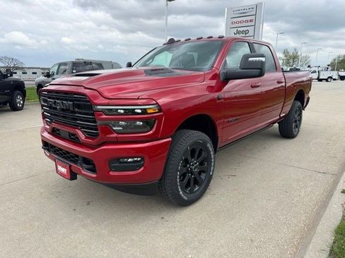 New 2026 RAM 2500 Laramie AWD/4WD image 3