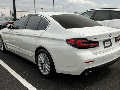 Used 2023 BMW 530i xDrive w/ Premium Package AWD/4WD image 2
