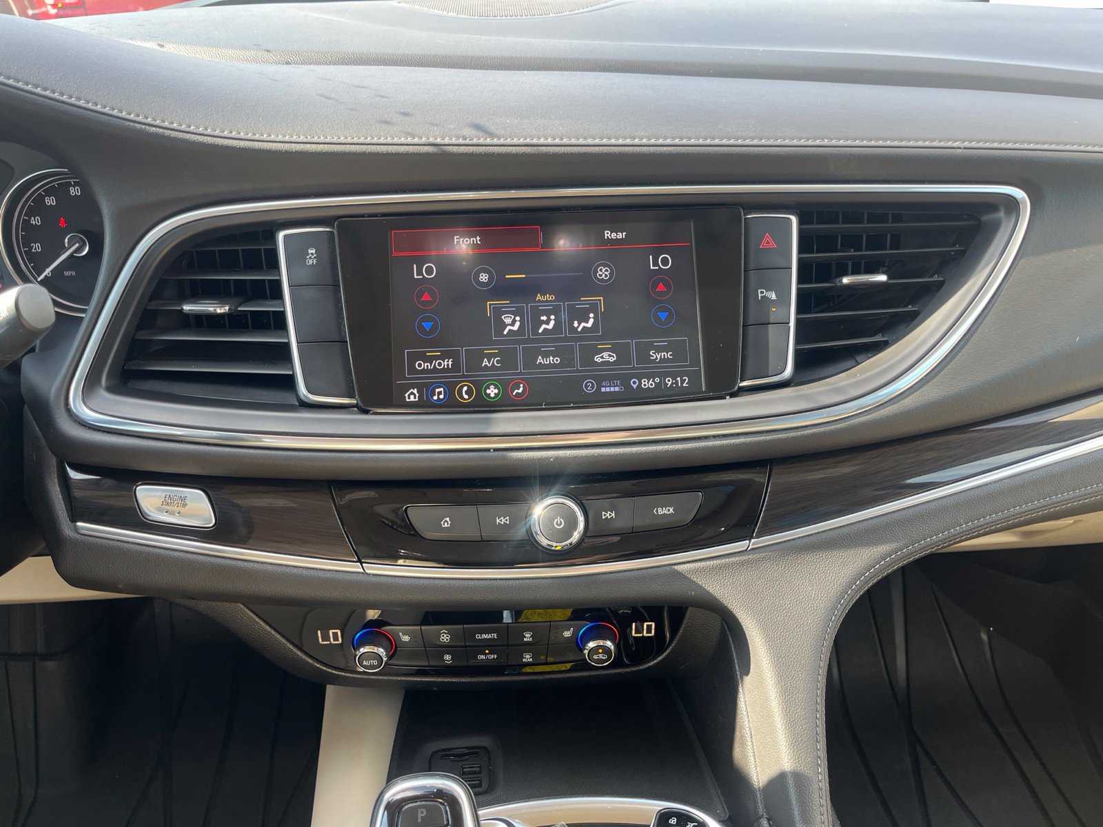Used 2021 Buick Enclave Essence w/ Sport Touring Edition FWD image 10
