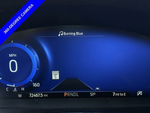 Used 2022 Ford Explorer King Ranch w/ Technology Package image 16