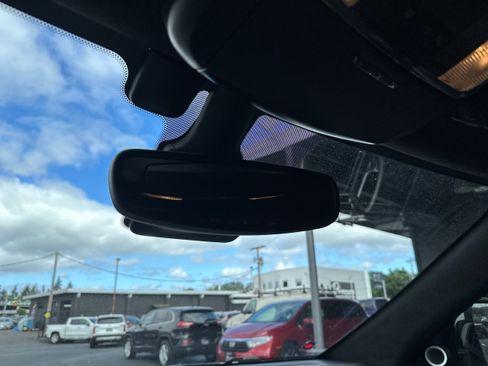 Used 2019 Jeep Grand Cherokee Summit AWD/4WD image 16