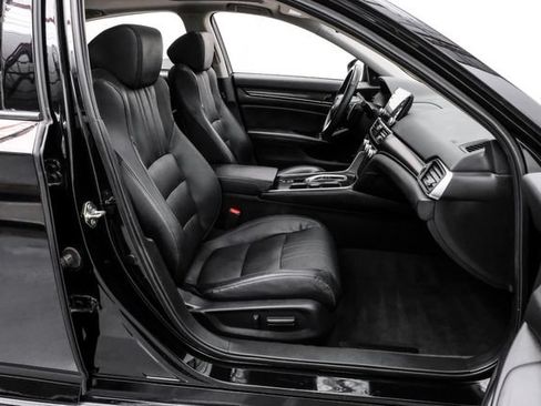 Used 2018 Honda Accord EX-L image 43
