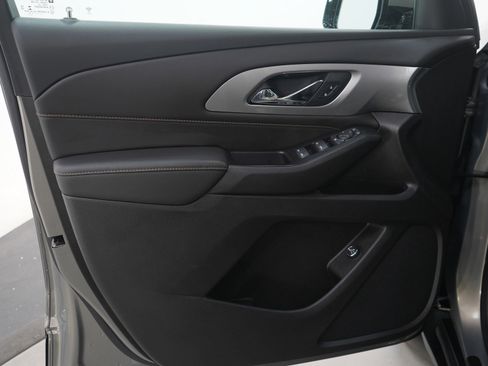 Used 2019 Chevrolet Traverse LT image 23