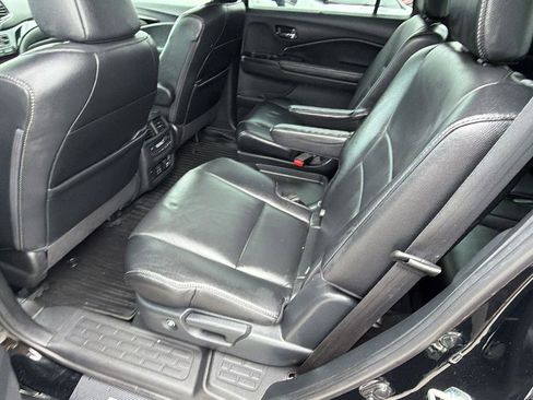 Used 2020 Honda Pilot Touring image 22