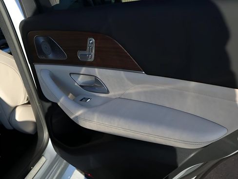 Certified 2026 Mercedes-Benz GLE 350 4MATIC image 17