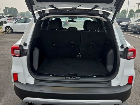 Certified 2023 Ford Escape Active AWD/4WD image 23