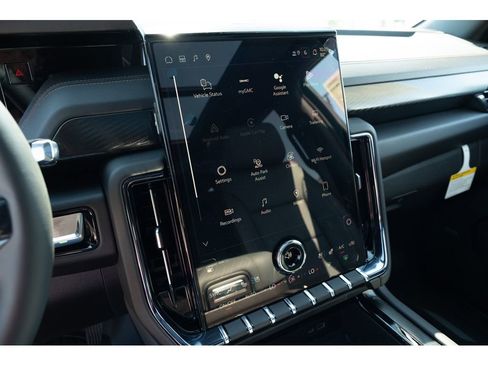 New 2026 GMC Yukon AT4 w/ AT4 Premium Plus Package AWD/4WD image 24