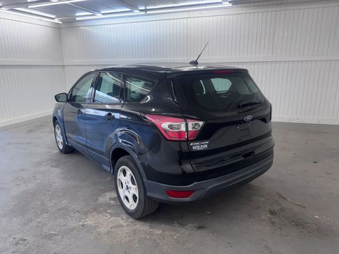 Used 2017 Ford Escape S image 7