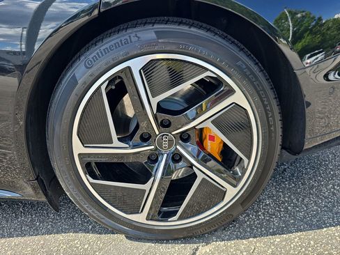 Used 2024 Audi RS e-tron GT w/ Carbon Performance Package image 32