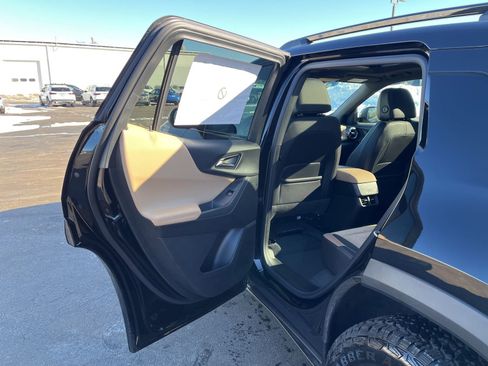 New 2026 Chevrolet Equinox ACTIV image 18