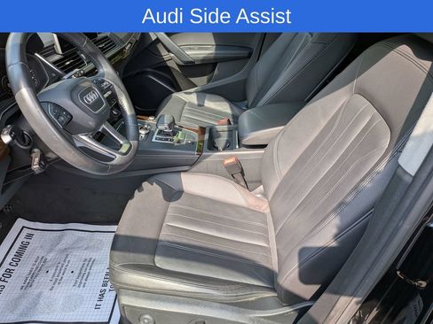 Used 2019 Audi Q5 2.0T Premium Plus w/ Premium Plus Package AWD/4WD image 12