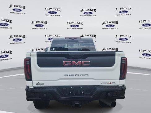 Used 2025 GMC Sierra 2500 AT4X w/ AT4X AEV Edition AWD/4WD image 4