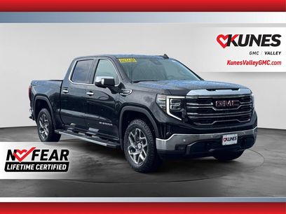 New 2026 GMC Sierra 1500 SLT w/ SLT Premium Plus Package