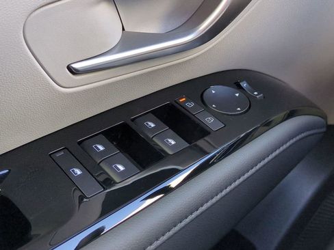 New 2026 Hyundai Tucson Limited image 32