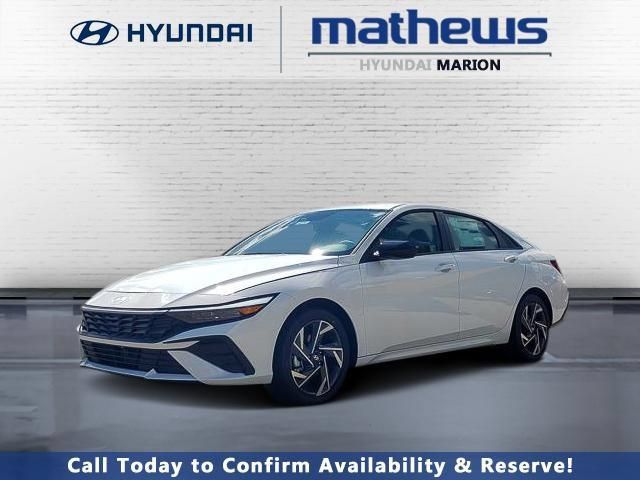 New 2025 Hyundai Elantra SEL FWD image 1
