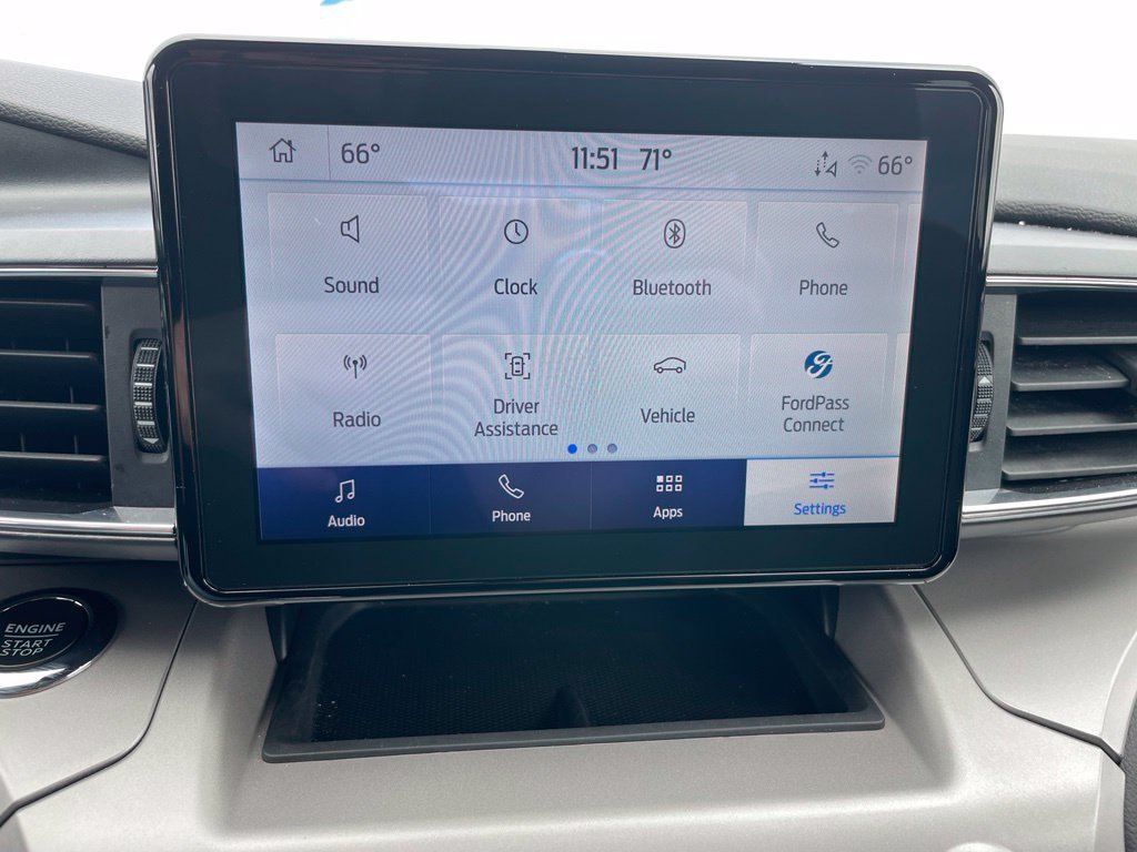 Used 2024 Ford Explorer XLT w/ Equipment Group 202A AWD/4WD image 17
