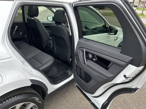 New 2025 Land Rover Discovery Sport S image 17