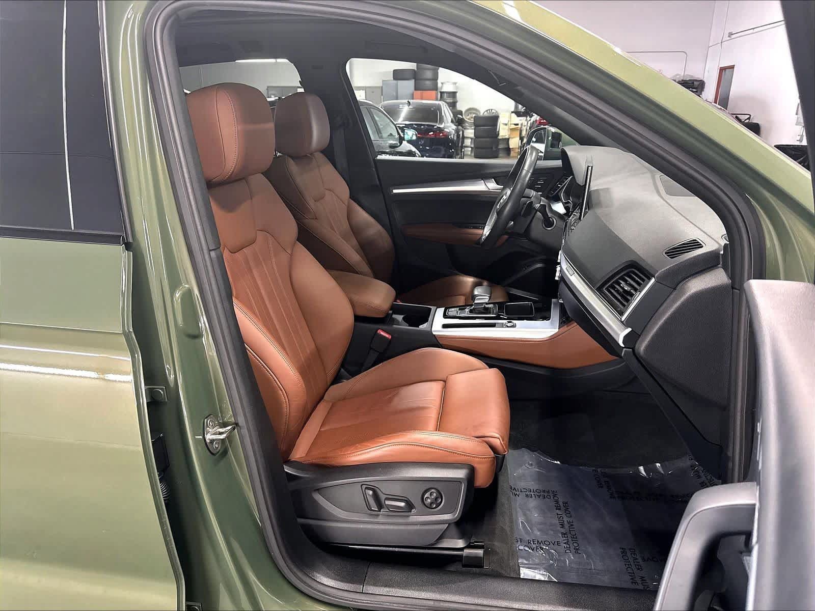 Used 2024 Audi Q5 2.0T Premium Plus AWD/4WD image 10