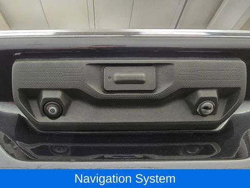 Used 2023 GMC Sierra 1500 Elevation image 10