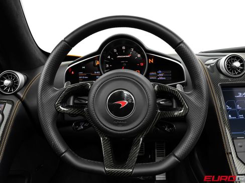 Used 2013 McLaren MP4-12C Spider RWD image 35