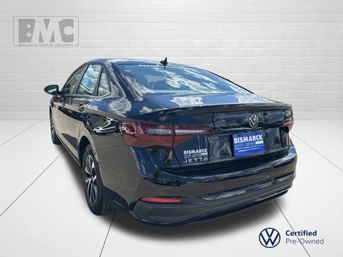 Used 2024 Volkswagen Jetta S FWD image 4
