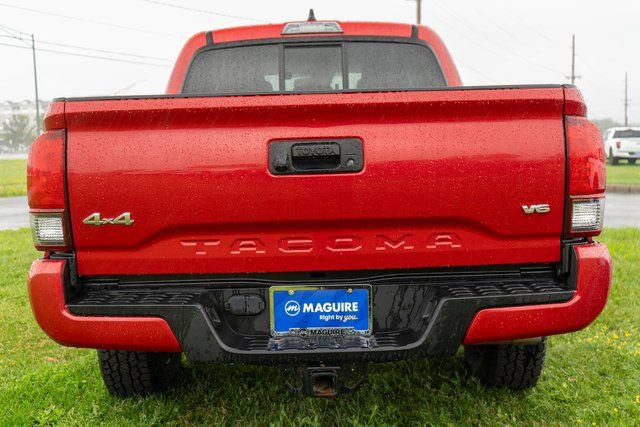 Used 2021 Toyota Tacoma SR AWD/4WD image 7