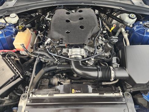 Used 2020 Chevrolet Camaro LT w/ RS Package RWD image 32
