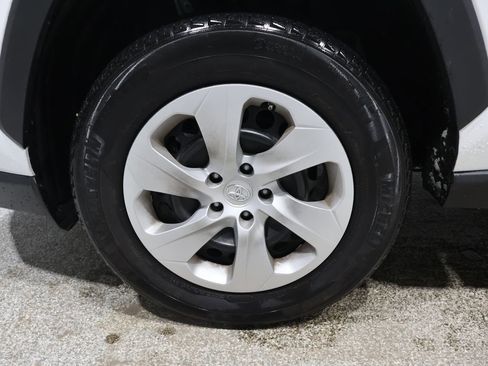 Used 2024 Toyota RAV4 LE image 8