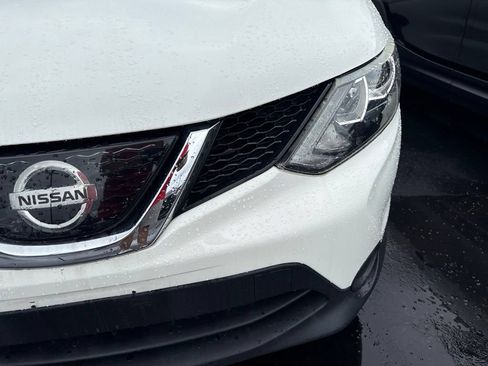 Used 2019 Nissan Rogue Sport S w/ Appearance Package FWD image 7