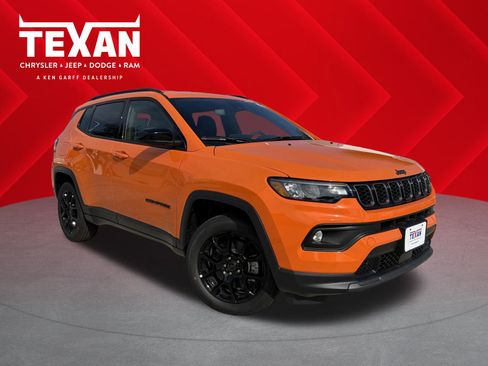 New 2026 Jeep Compass Latitude AWD/4WD image 1