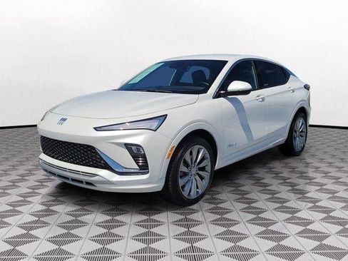 Used 2024 Buick Envista Avenir FWD image 3
