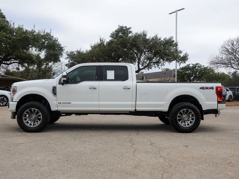Used 2022 Ford F350 Limited image 2