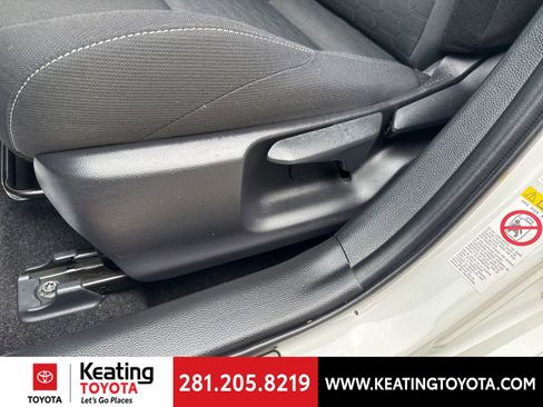 Used 2020 Toyota Corolla SE image 12