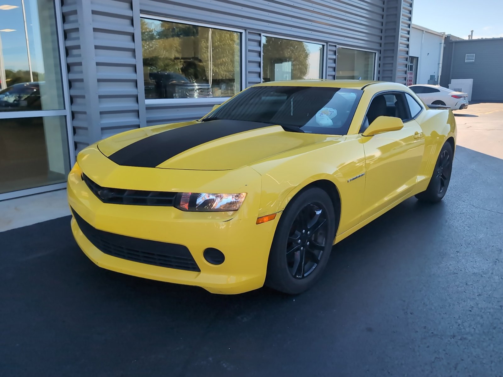 Used 2015 Chevrolet Camaro LS RWD image 1