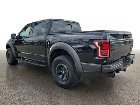 Used 2018 Ford F150 Raptor w/ Equipment Group 802A Luxury image 3