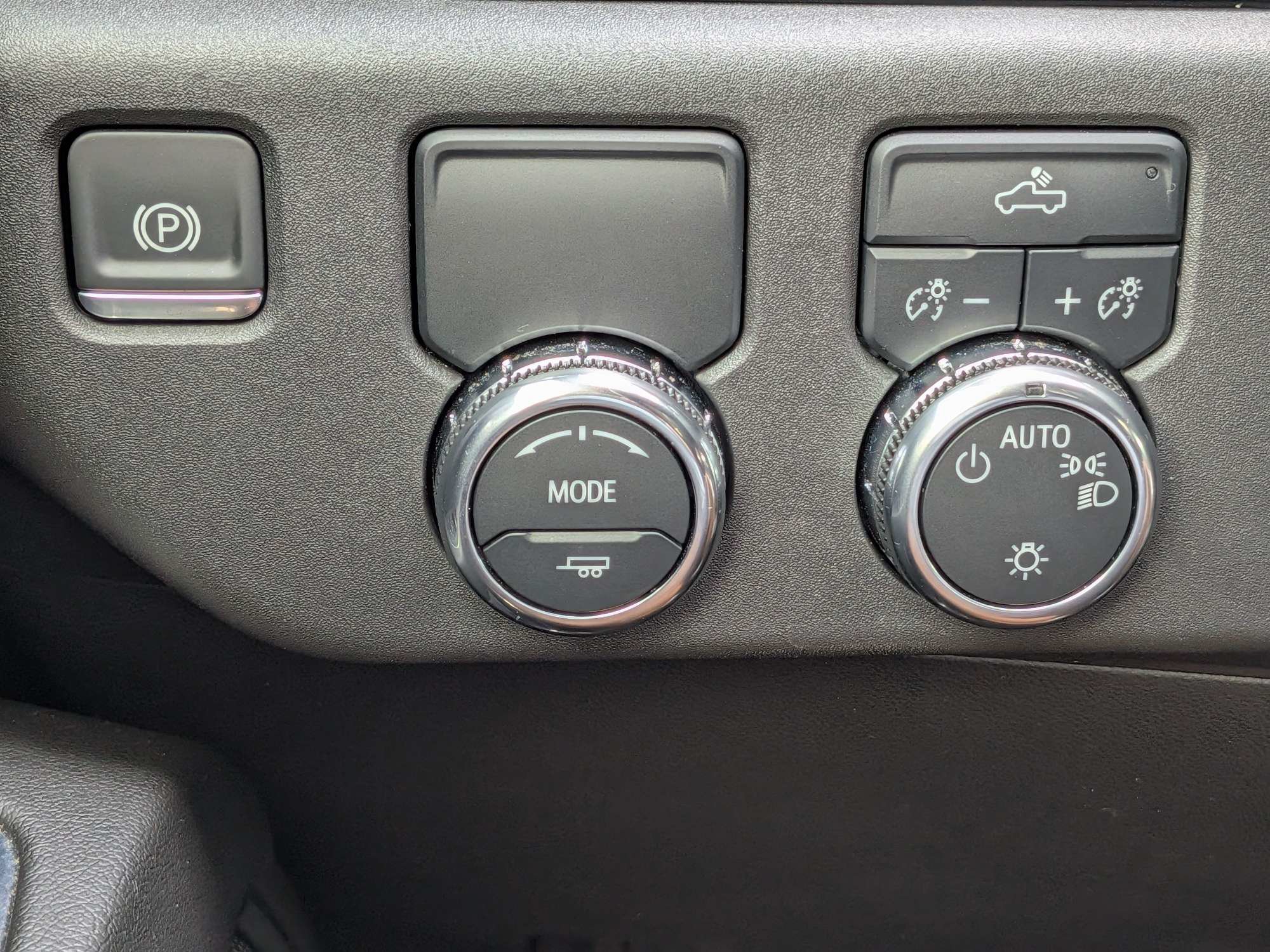 Certified 2024 GMC Sierra 1500 SLE RWD image 22