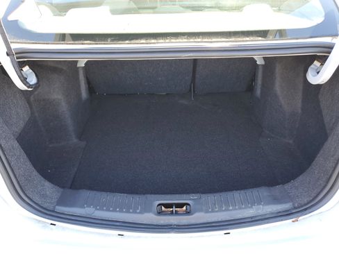 Used 2019 Ford Fiesta SE image 11