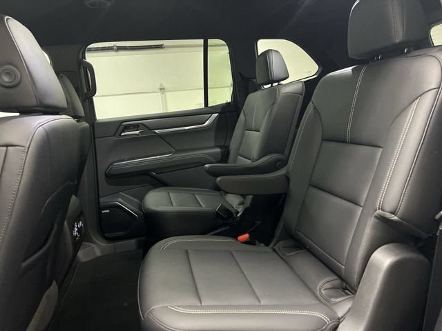 Certified 2024 GMC Acadia Elevation AWD/4WD image 25