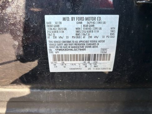 Used 2020 Ford Explorer XLT w/ Equipment Group 202A AWD/4WD image 29
